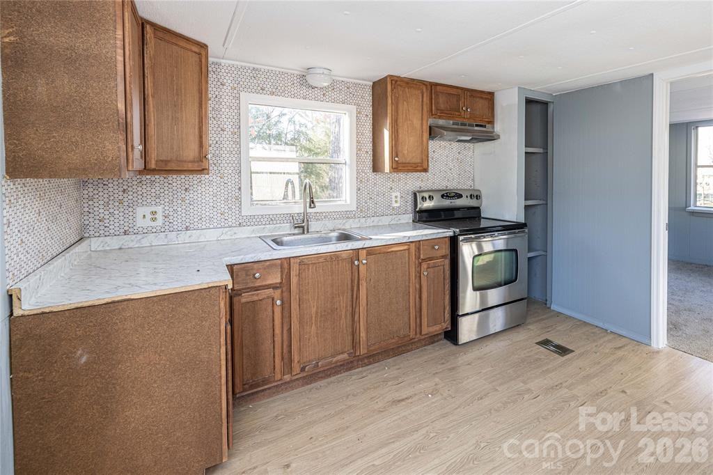 126 Poe Dr #1 - Photo 3 of 26
