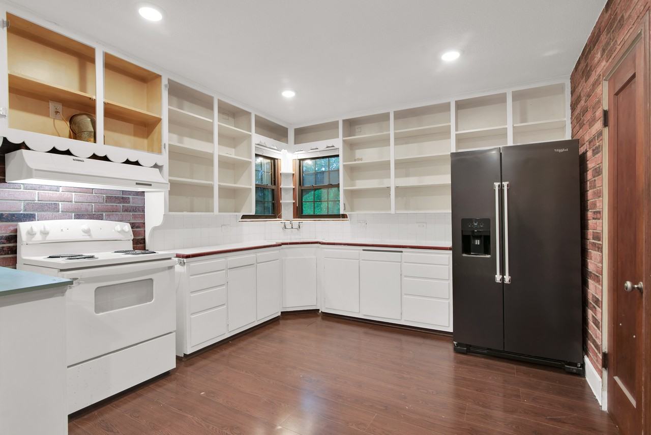 39 W Parnell St #1 - Photo 5 of 17