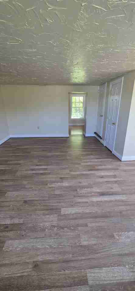 1086 W Bainbridge St #3 - Photo 5 of 16