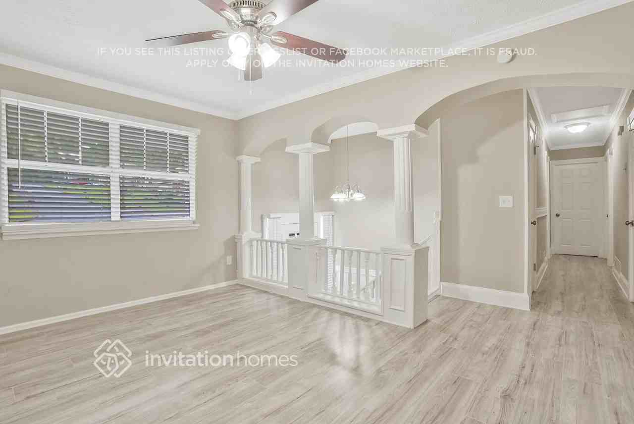 2300 Pebble Rock W - Photo 3 of 25