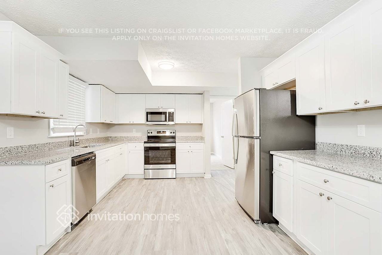 584 Rock Shadow Ct - Photo 4 of 15
