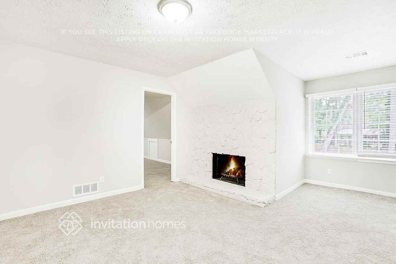 584 Rock Shadow Ct - Photo 7 of 15