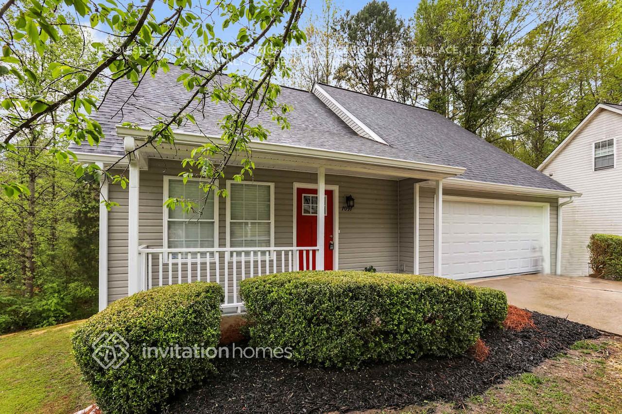 7097 Stonecreek Dr - Photo 3 of 27