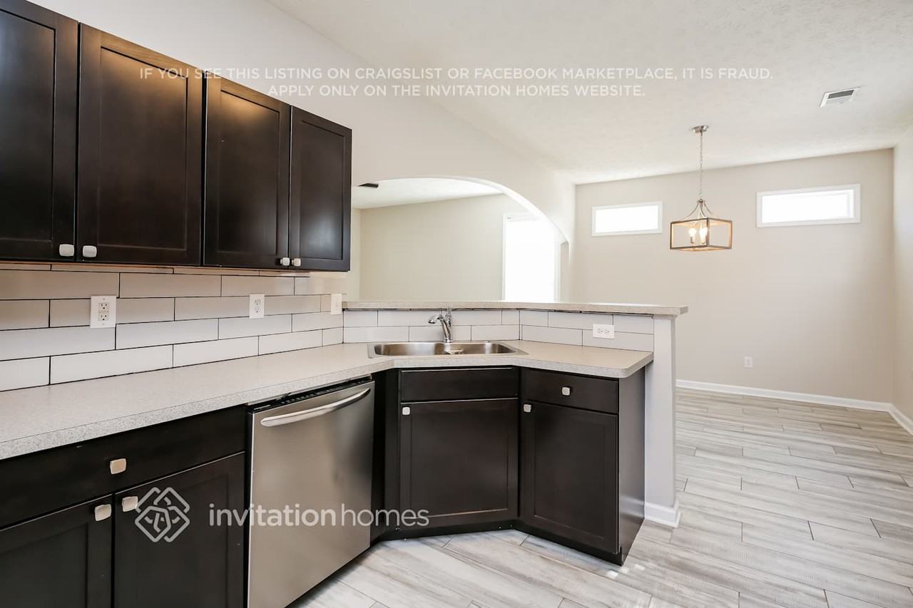 307 Summerstone Ct - Photo 6 of 16