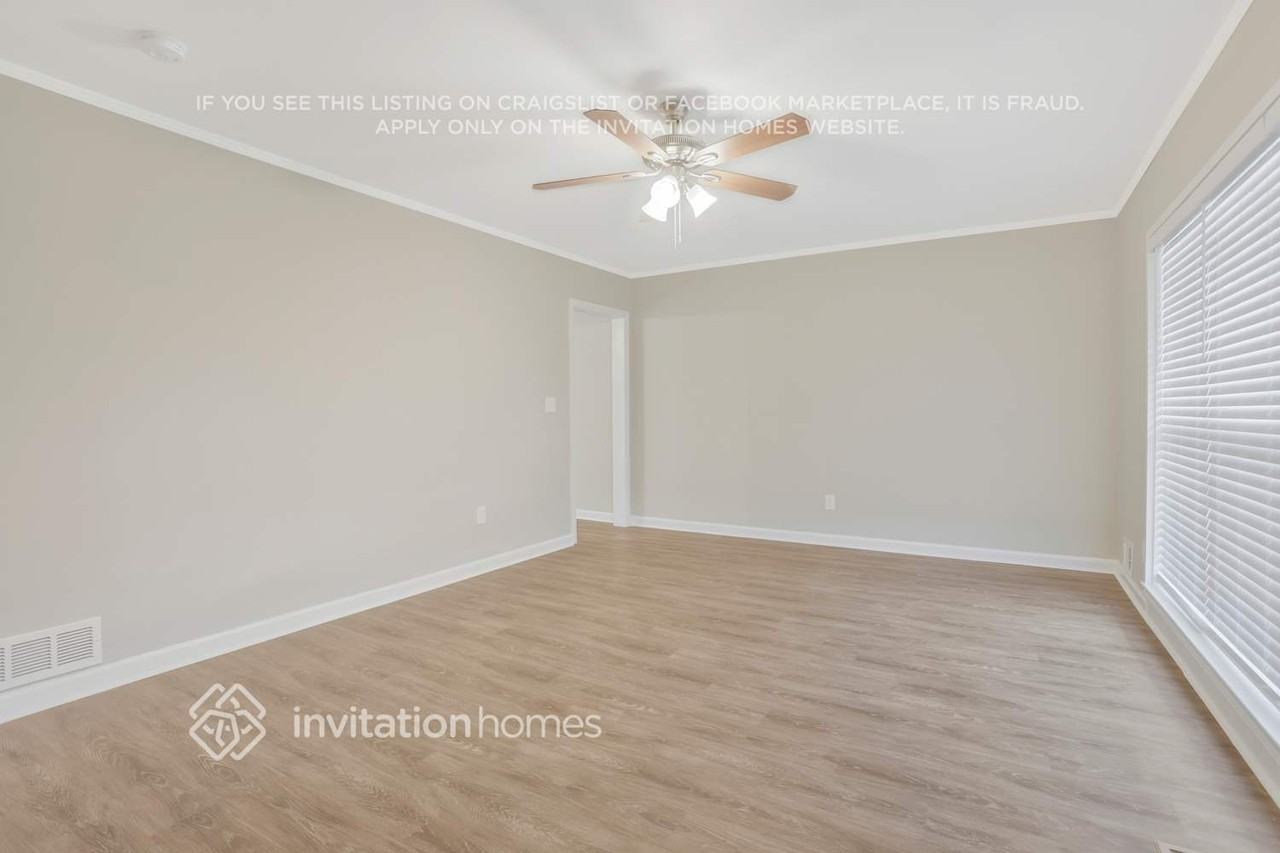 2145 Green Forrest Dr - Photo 2 of 22