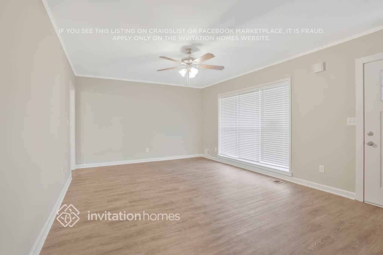 2145 Green Forrest Dr - Photo 3 of 22