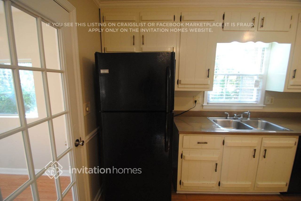2440 Bob Bettis Rd - Photo 5 of 10