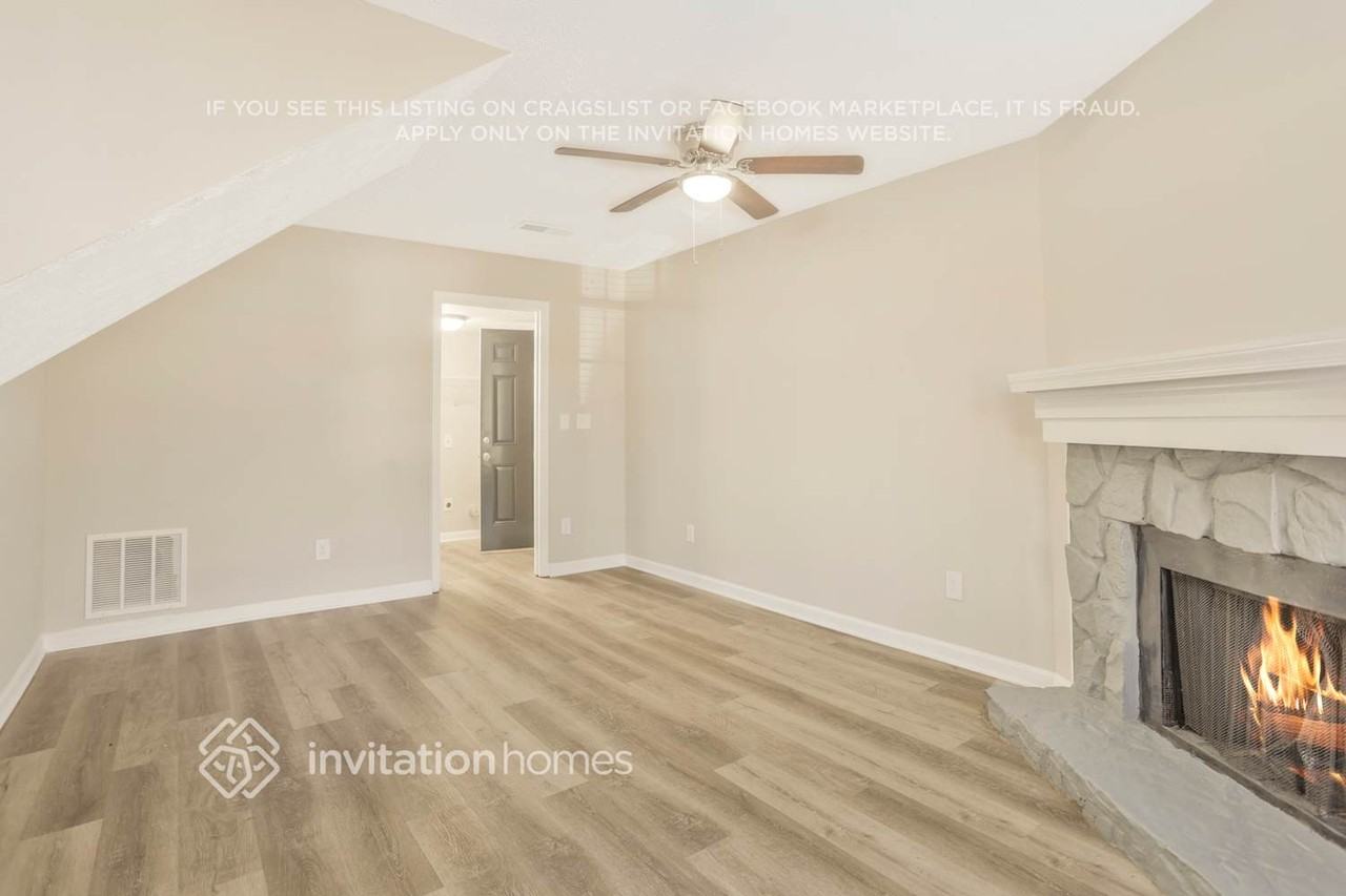 4621 High Collier Walk - Photo 6 of 23