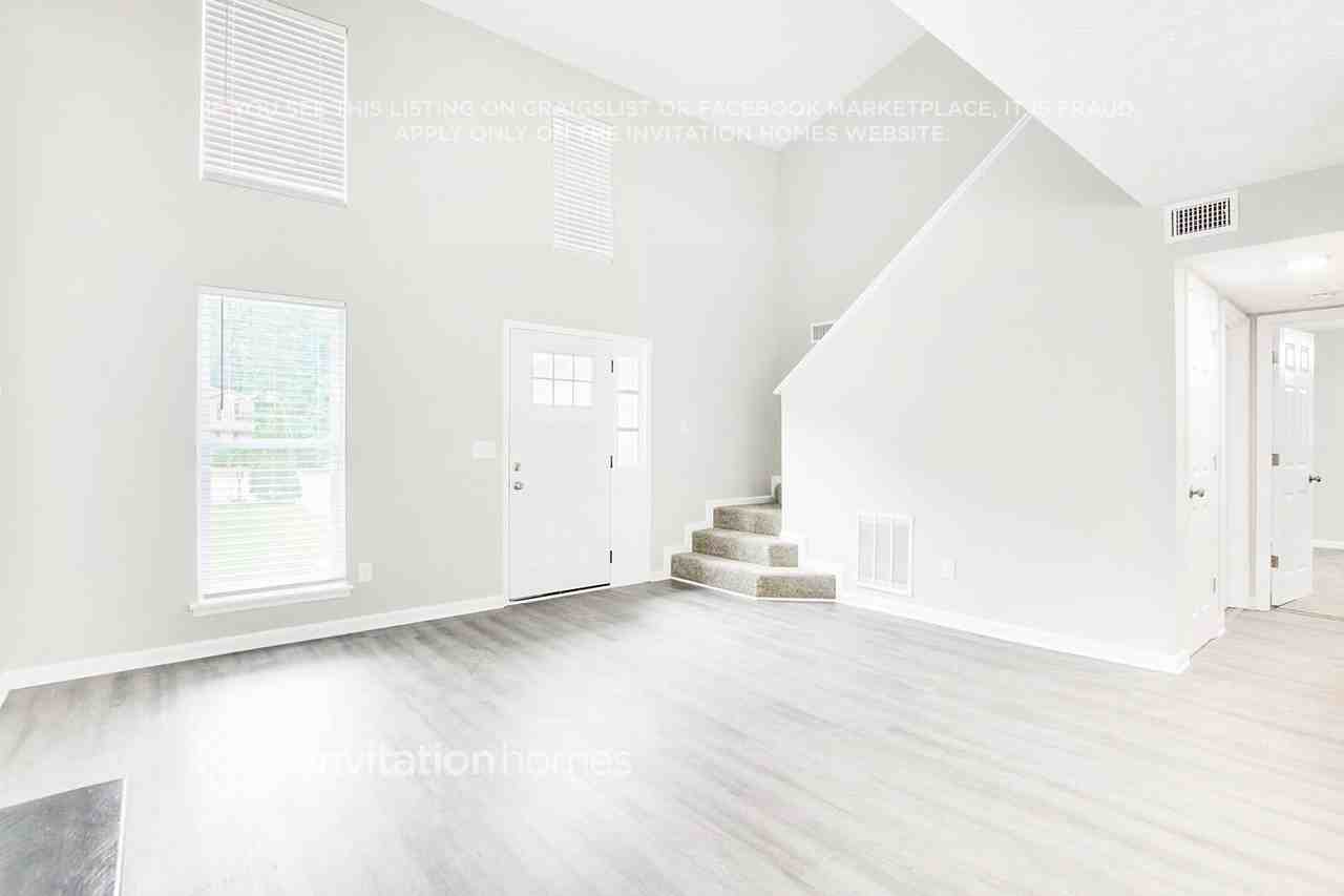 5130 Forest Downs Ln - Photo 6 of 26