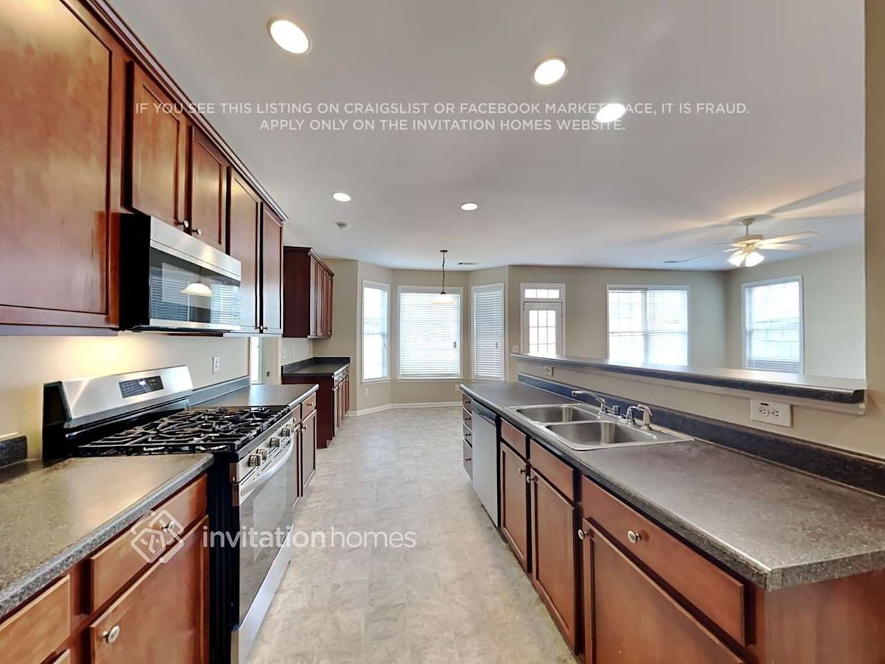 655 Briarhurst Ct - Photo 6 of 24