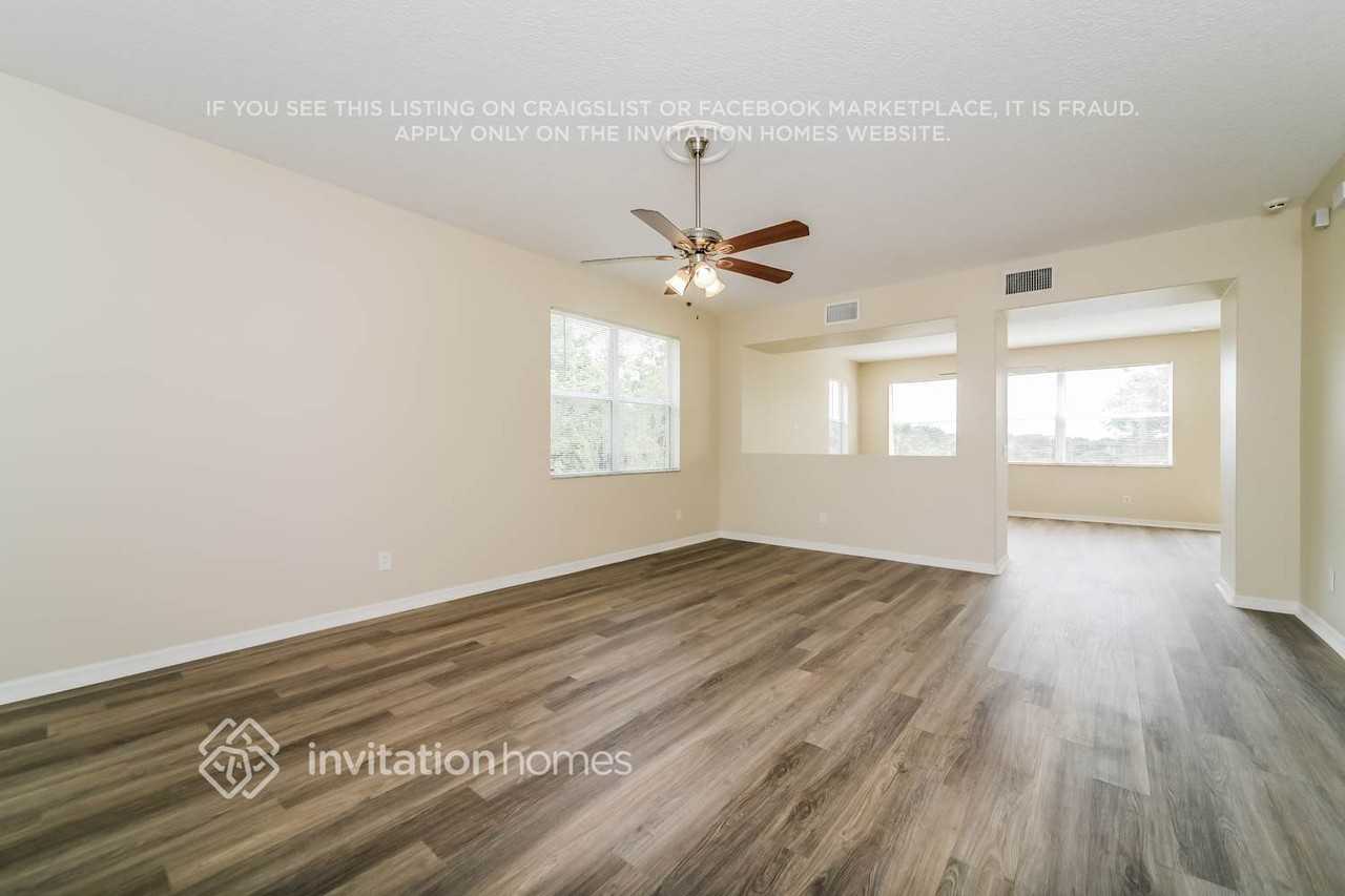 4627 Bay Laurel Ct - Photo 4 of 18