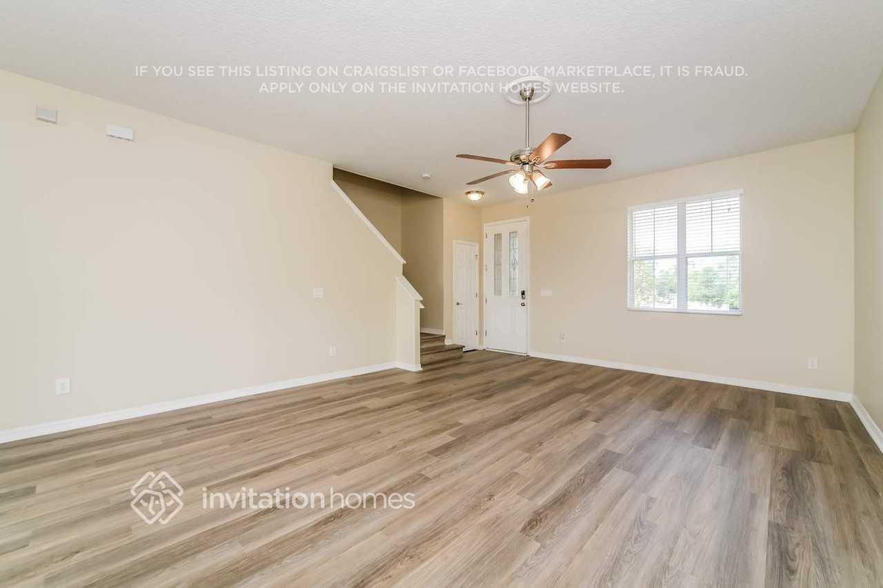4627 Bay Laurel Ct - Photo 5 of 18