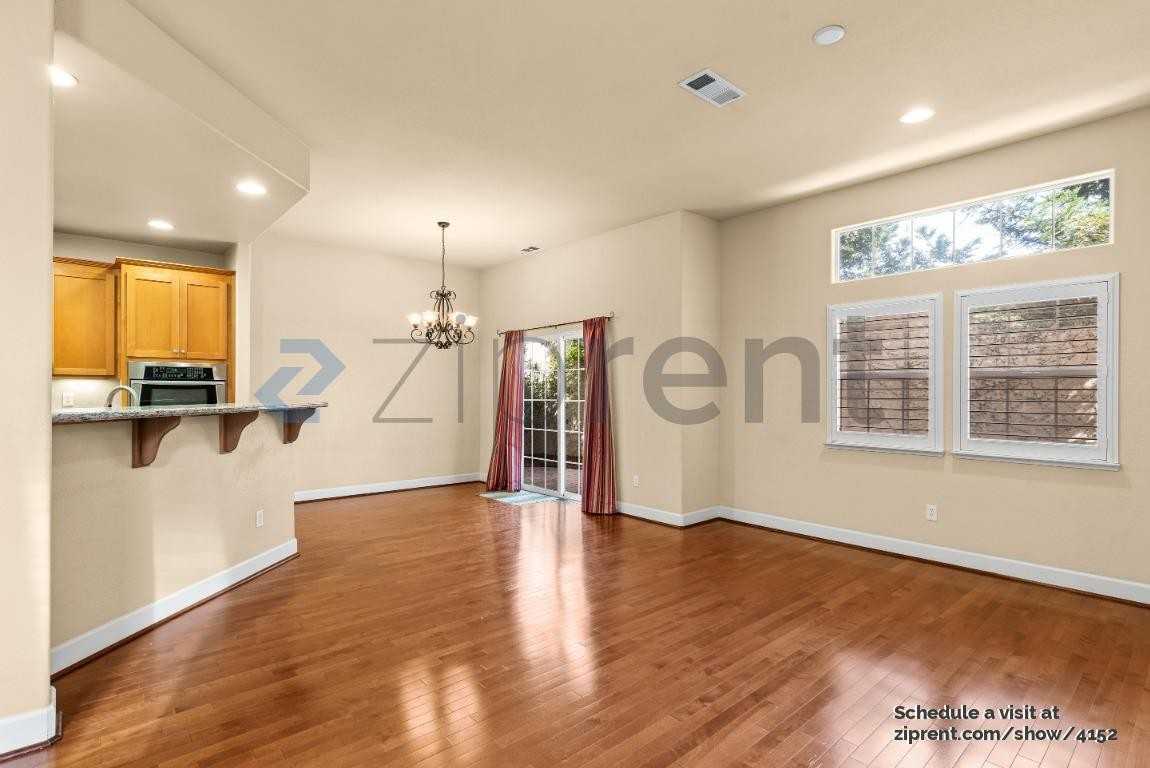 457 Norwood Cir - Photo 3 of 19