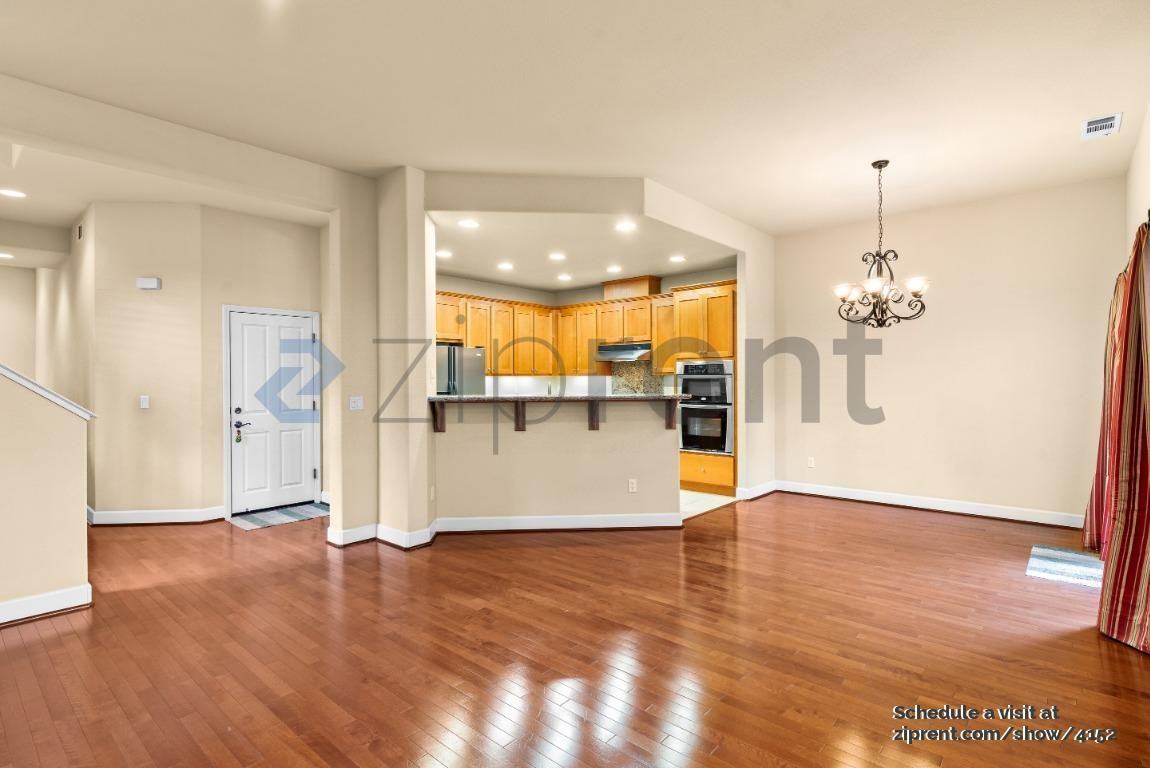 457 Norwood Cir - Photo 4 of 19