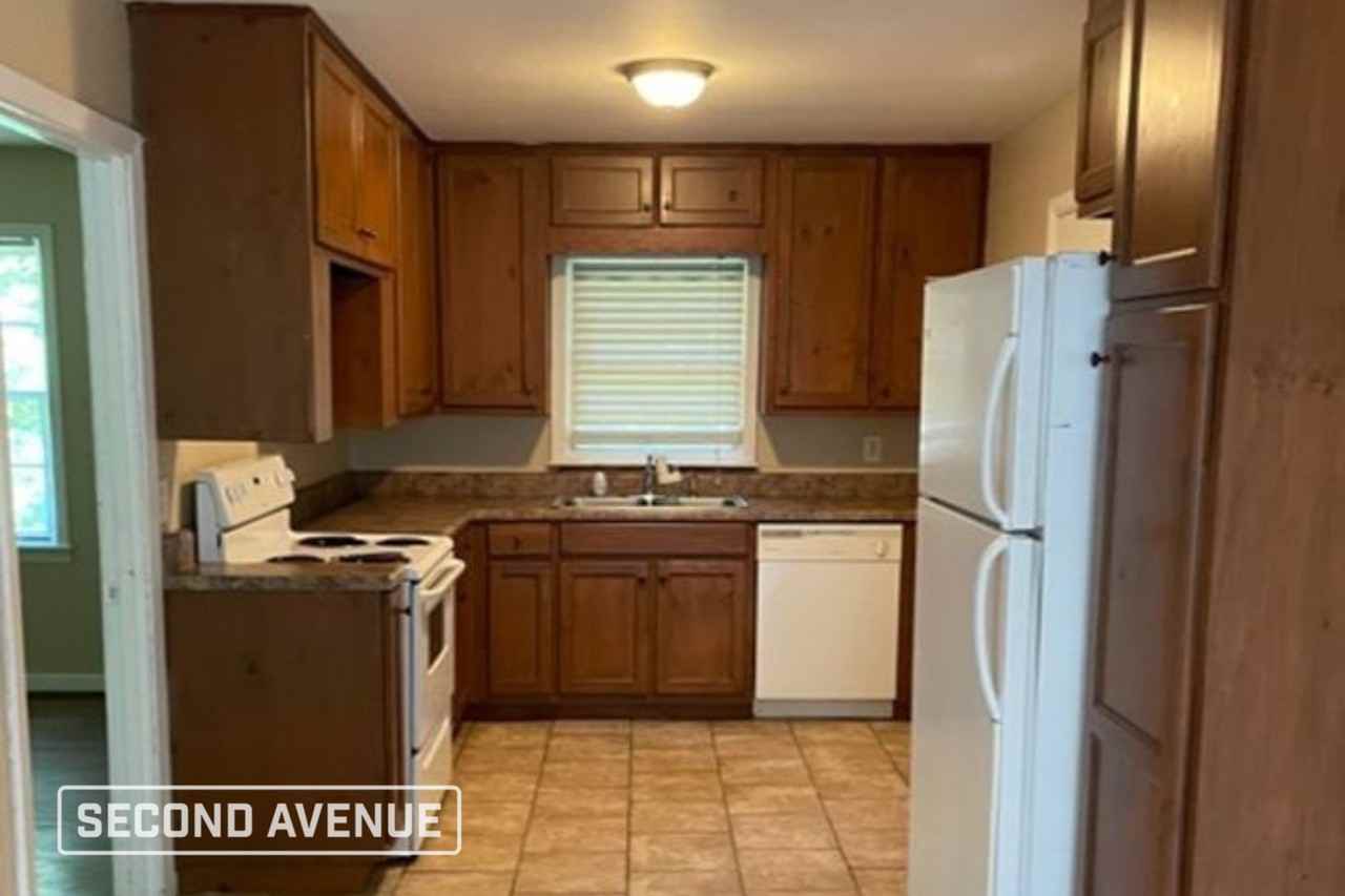 2613 5th St Nw - Photo 2 of 15