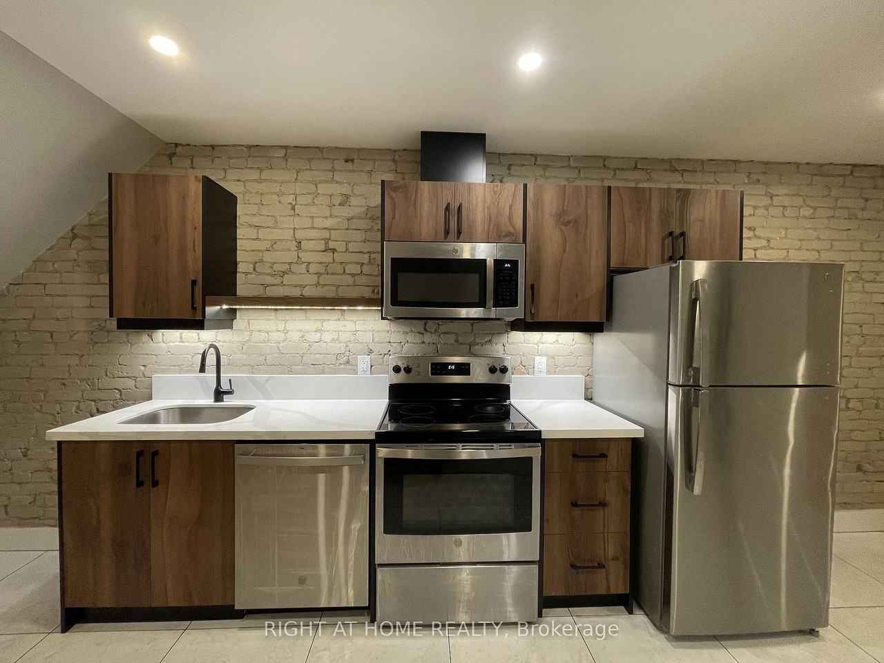 363 Parkside Drive #1