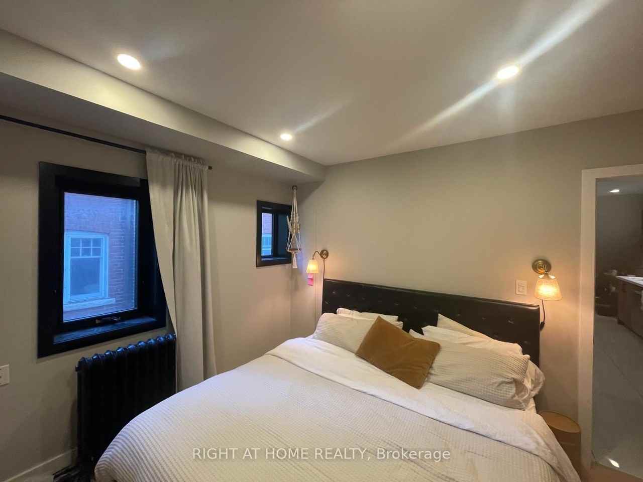 363 Parkside Drive - Photo 8