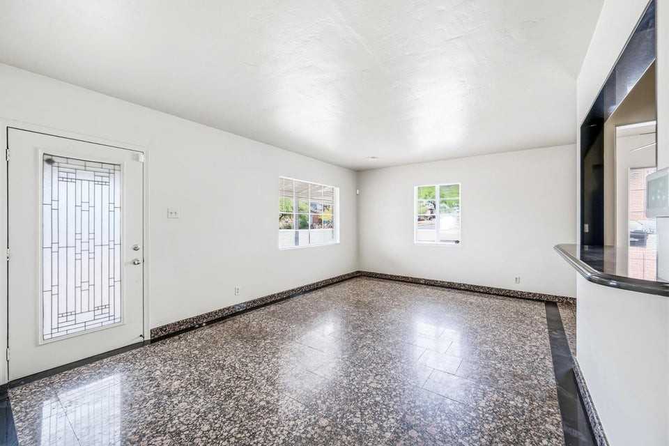 9427 North 1st Avenue - Photo 3 of 23