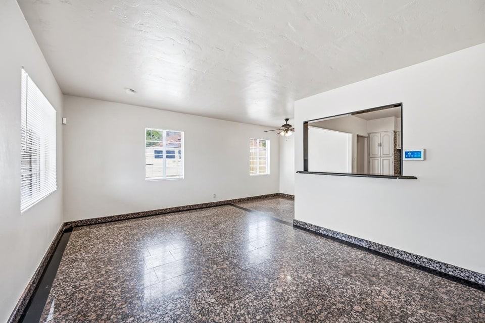 9427 North 1st Avenue - Photo 5 of 23