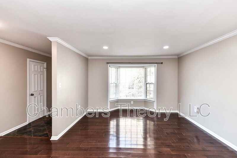 2109 Kings Mill Ct - Photo 4 of 38