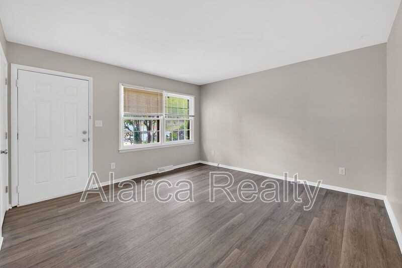 4201 Carlyle Dr - Photo 6 of 21