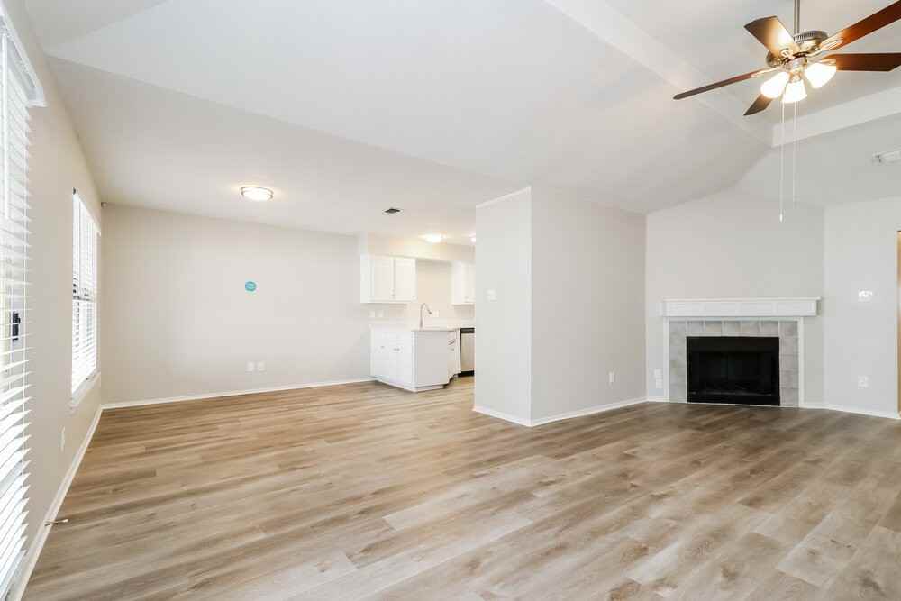 401 Cross Cut Dr - Photo 5 of 16