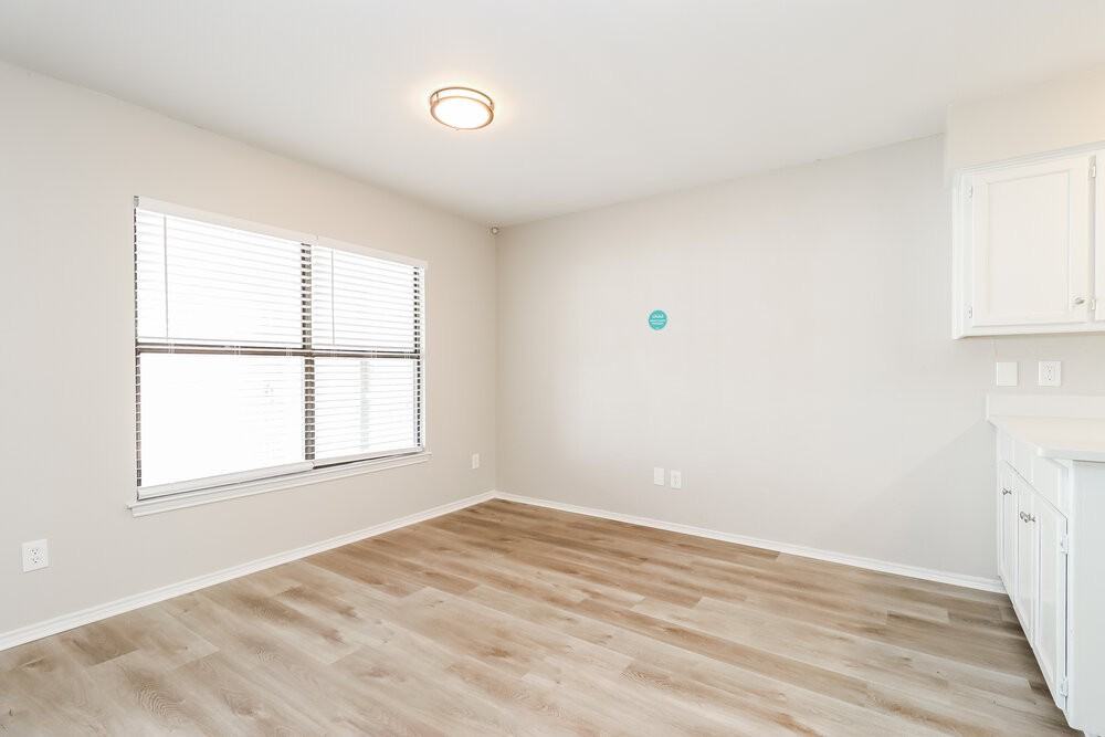 401 Cross Cut Dr - Photo 6 of 16