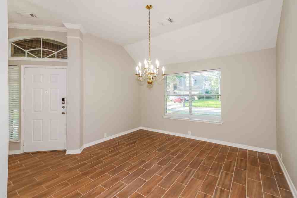 3103 Bronco Bluff Ct - Photo 6 of 16