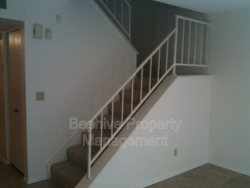 6604 W Jamaica Dr - Photo 2 of 4