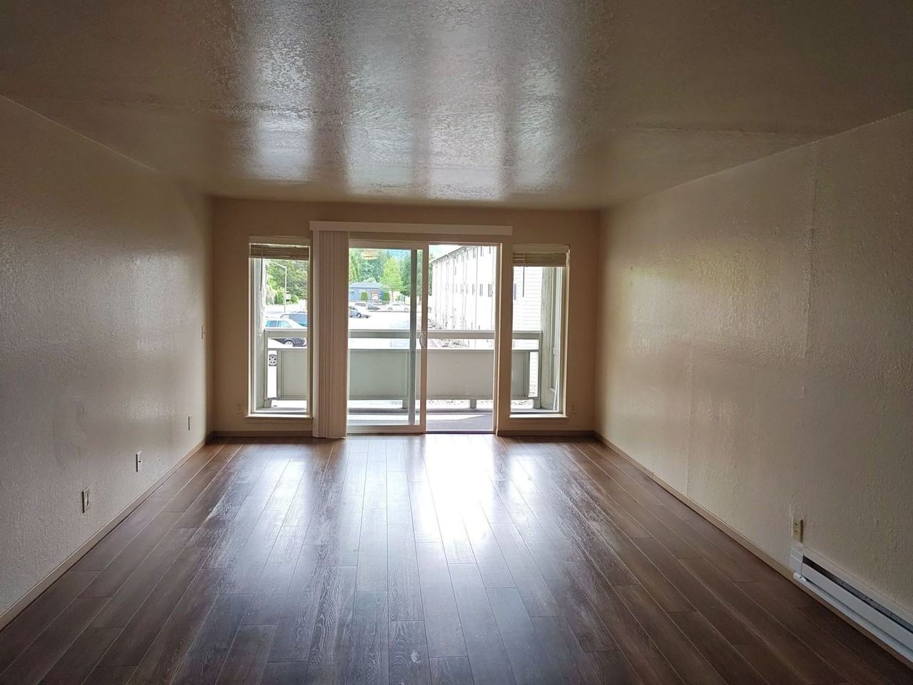 1411 N 26th St - Photo 3 of 6