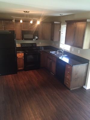 303 Slimmon Pl - Photo 5 of 9