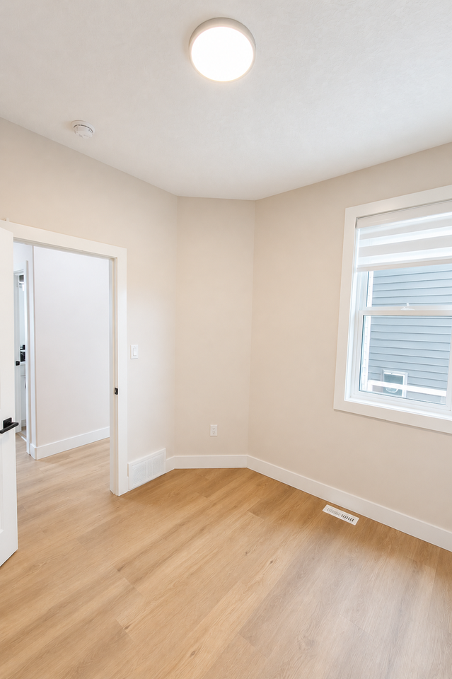 200 Crystal Creek Drive - Photo 5 of 26