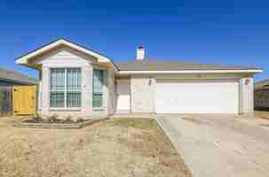 featured image of 1121 Sandalwood Dr