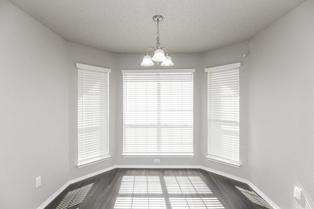 1121 Sandalwood Dr - Photo 6 of 16