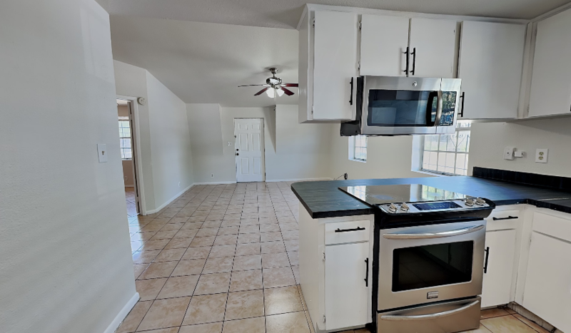 9213 N 13th St #A - Photo 5 of 20