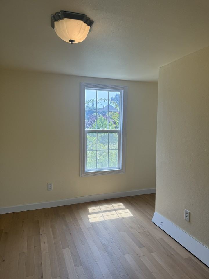 204 Ohio Street #A - Photo 6 of 11