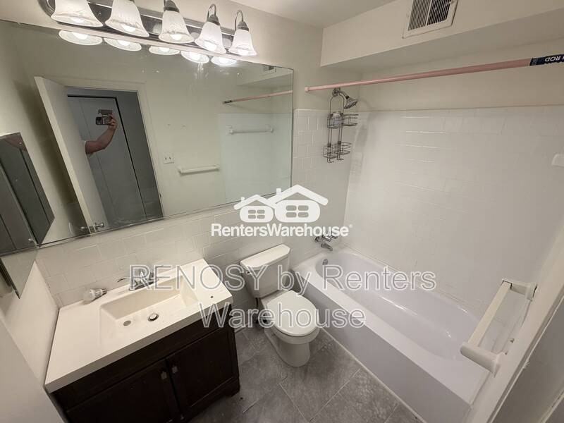 12003 Tarragon Rd #C - Photo 7 of 10