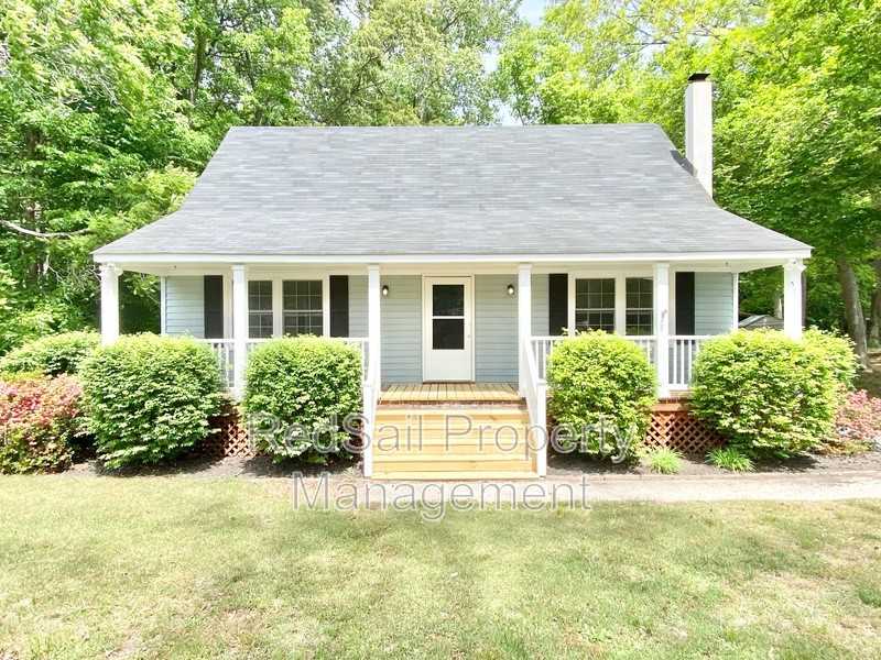 5187 Oak Creek Cir - Photo 2 of 22