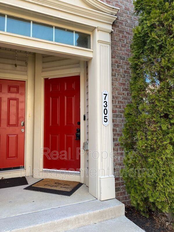7305 Elkridge Crossing Way - Photo 2 of 20
