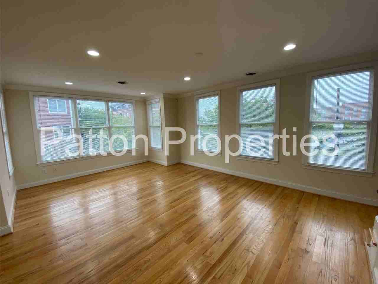 1308 Pulaski St - Photo 6 of 29