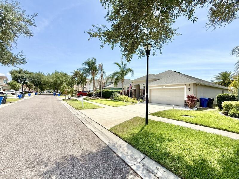 11449 Newgate Crest Dr - Photo 5 of 50