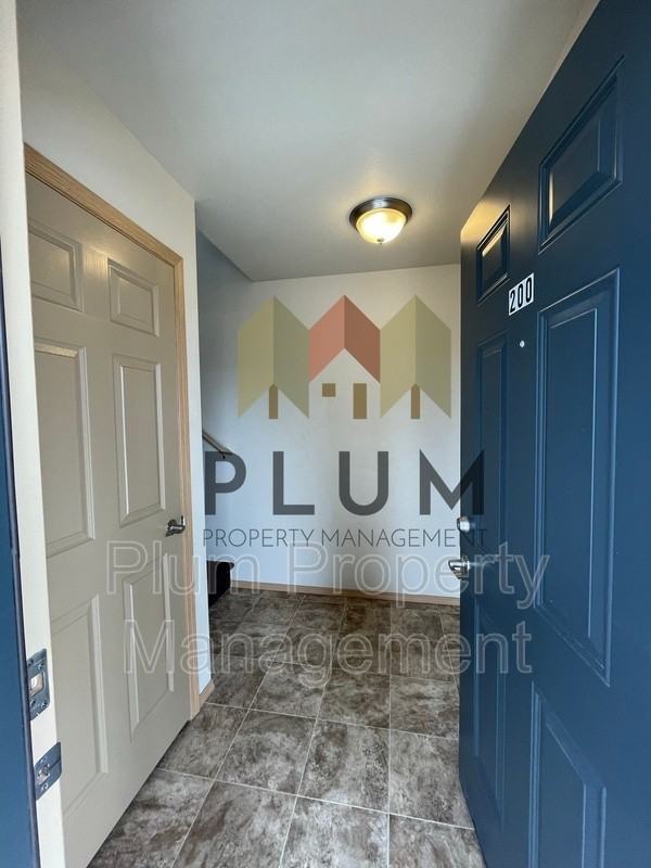 1360 S Garfield St #200 - Photo 3 of 29