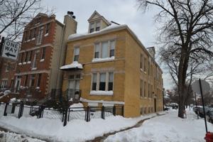 featured image of 2835 N Damen Ave #1F