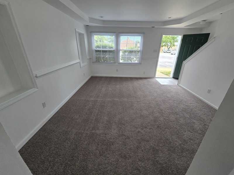 2626 Wayside Dr - Photo 4 of 15