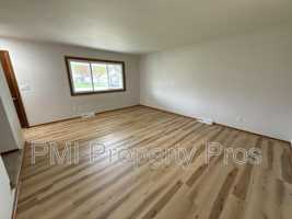 featured image of 8148 S 88th St