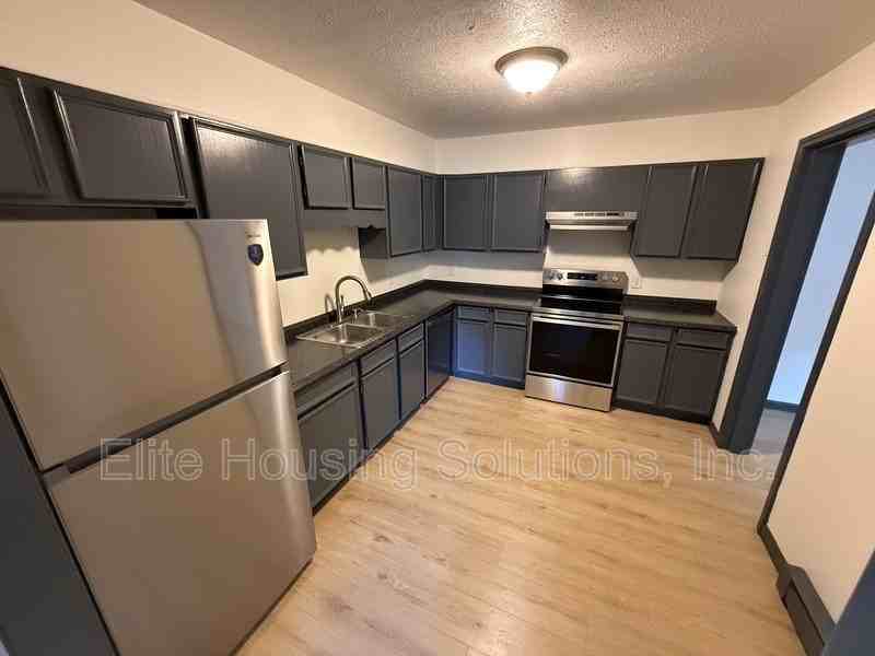 282 Blue Sky Dr #1 - Photo 4 of 13