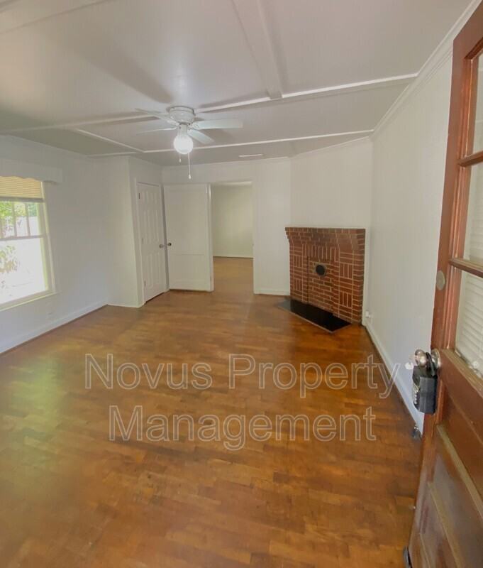 122 Mandeville Ave #A - Photo 3 of 13