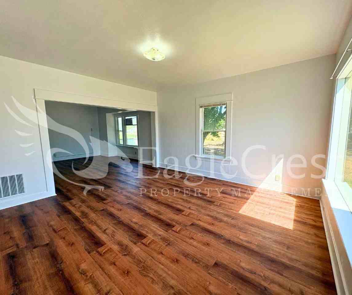 706/708SCollege - Photo 7 of 50