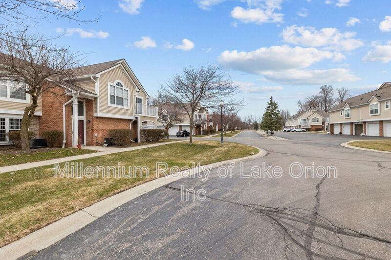 56103 Chesapeake Trl - Photo 5 of 23