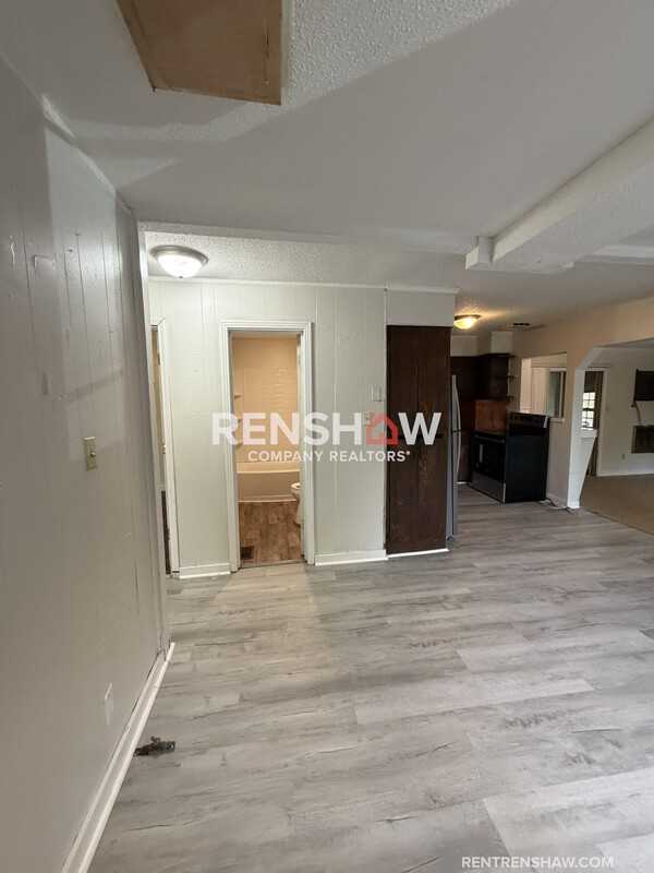 450 Bedwell St - Photo 2 of 37